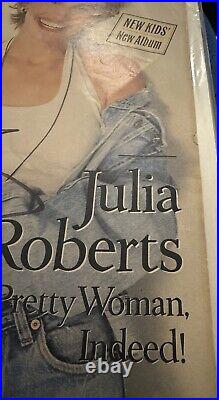 Julia Roberts, Signed Autographed Rolling Stone Magazine Beckett