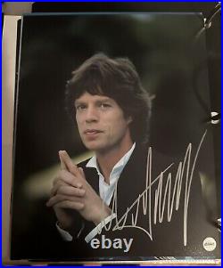 Mick Jagger Rolling Stone Autographed 8x10 Photo With COA